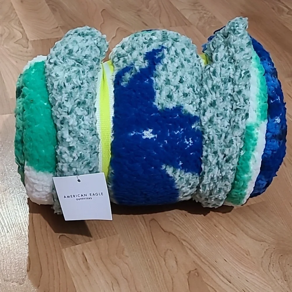 American Eagle Outfitters‎ Blanket NWT NEW WITH TAG